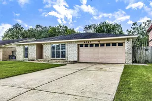 4327 Lucian Ln, Friendswood, TX 77546 - Photo 1