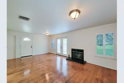 418 Garland Drive #122, Lake Jackson, TX 77566 - Photo 9