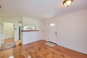 418 Garland Dr, Lake Jackson, TX 77566 - Photo 5