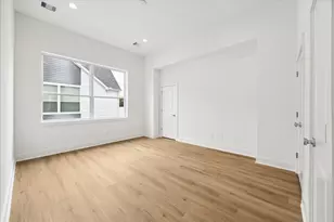 1650 W Tidwell Rd, Houston, TX 77091 - Photo 9