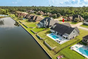 217 Arrowhead Dr, Lake Jackson, TX 77566 - Photo 41