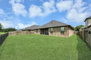 2539 Ravenna Ct, Friendswood, TX 77546 - Photo 31