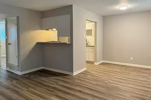 2101 6th Ave N, Texas City, TX 77590 - Photo 1