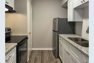 2101 6th Avenue N #8, Texas City, TX 77590 - Photo 7