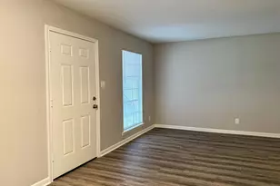 2101 6th Ave N, Texas City, TX 77590 - Photo 5