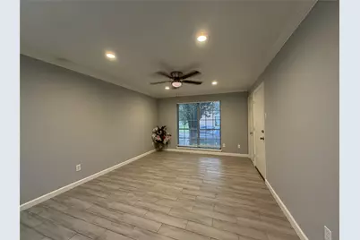 7703 Moonmist #B, Houston, TX 77036 - Photo 5