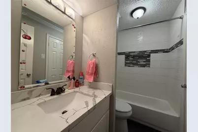 7703 Moonmist #B, Houston, TX 77036 - Photo 9