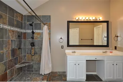 13607 Goldwater Ct, Houston, TX 77044 - Photo 21