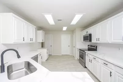 4810 Arbor Court, Rosenberg, TX 77471 - Photo 7
