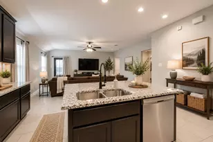 614 Harvest Bluff Dr, Rosharon, TX 77583 - Photo 9
