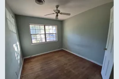 5210 W 43rd Street, Houston, TX 77092 - Photo 5