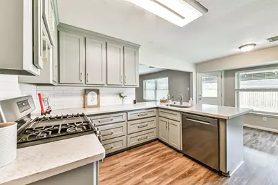 3425 Stevenwood Lane, Alvin, TX 77511 - Photo 11