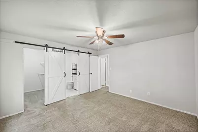1 E Wavy Oak Circle, The Woodlands, TX 77381 - Photo 11