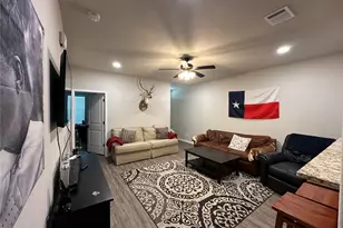 3000 Marvel Ct, College Station, TX 77845 - Photo 3