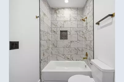 316 Clearwater Street #A, Houston, TX 77029 - Photo 7