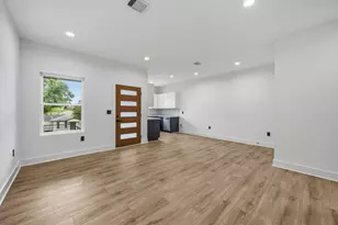 316 Clearwater St, Houston, TX 77029 - Photo 3