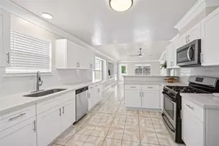 12522 Magnolia Canyon, Houston, TX 77099 - Photo 9