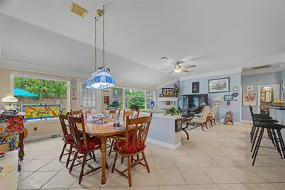 911 Lake Country Drive, Seabrook, TX 77586 - Photo 5