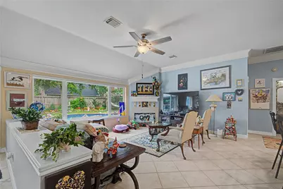 911 Lake Country Drive, Seabrook, TX 77586 - Photo 9