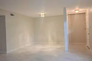 2252 Shadowdale Dr, Houston, TX 77043 - Photo 11