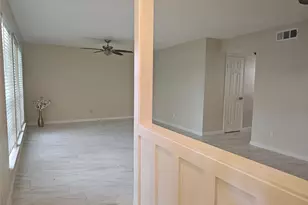2252 Shadowdale Dr, Houston, TX 77043 - Photo 9