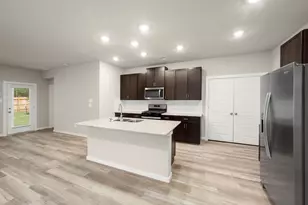 18733 Timber Gln Dr, Conroe, TX 77316 - Photo 11