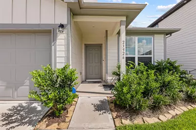 23526 Glenbuck Street, Spring, TX 77373 - Photo 5