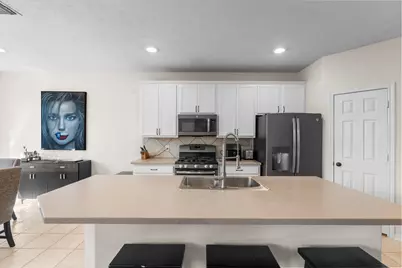 122 W Burberry Circle, The Woodlands, TX 77384 - Photo 17