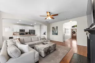 122 W Burberry Cir, The Woodlands, TX 77384 - Photo 15