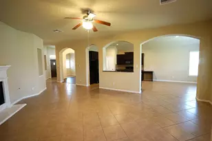 1067 Cedar Lake Ct, Conroe, TX 77384 - Photo 7