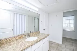 9809 Richmond Ave E, Houston, TX 77042 - Photo 37