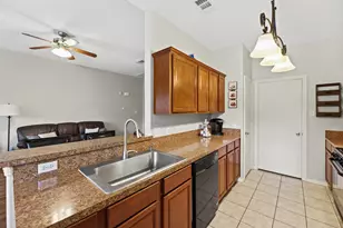 32018 Anne Ln, Pinehurst, TX 77362 - Photo 9