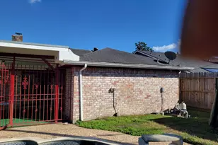 12934 Glenwyck St, Houston, TX 77045 - Photo 7