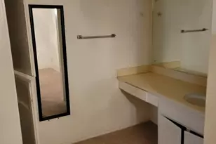 12934 Glenwyck St, Houston, TX 77045 - Photo 7