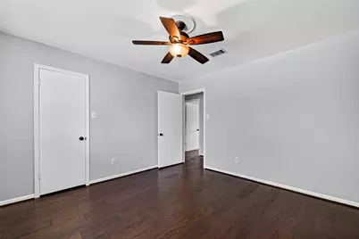811 Thicket Lane, Houston, TX 77079 - Photo 27