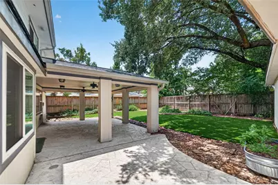 811 Thicket Lane, Houston, TX 77079 - Photo 31