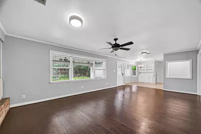811 Thicket Lane, Houston, TX 77079 - Photo 15