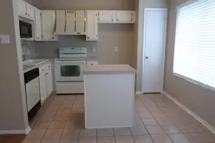 2403 Chimneystone Cir, Sugar Land, TX 77479 - Photo 7