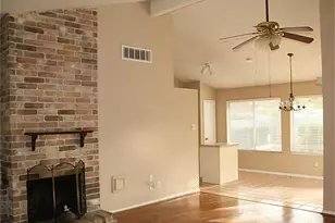 2403 Chimneystone Cir, Sugar Land, TX 77479 - Photo 3