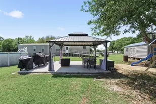 428 W Pine, Winnie, TX 77665 - Photo 21