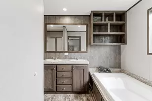 428 W Pine, Winnie, TX 77665 - Photo 15