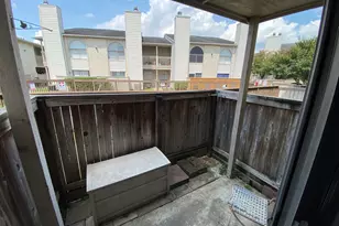 3919 Fairmont Parkway Pkwy, Pasadena, TX 77504 - Photo 5