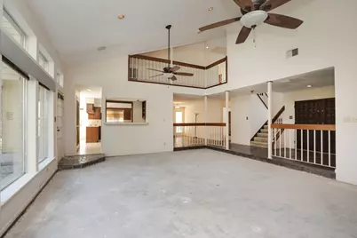 15226 Rainhollow Drive, Houston, TX 77070 - Photo 7