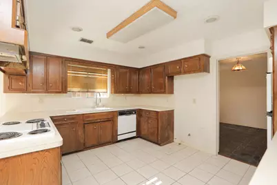 15226 Rainhollow Drive, Houston, TX 77070 - Photo 13