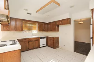 15226 Rainhollow Dr, Houston, TX 77070 - Photo 13