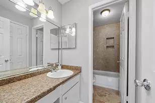 18800 Egret Bay Blvd, Webster, TX 77058 - Photo 7