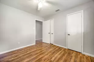 5618 Briarwick Ln, Houston, TX 77016 - Photo 19