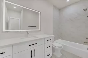 5107 South Acres, Houston, TX 77048 - Photo 13