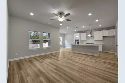 220 Raine Manor Court, Montgomery, TX 77316 - Photo 9