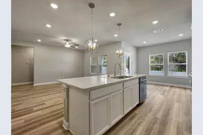 220 Raine Manor Court, Montgomery, TX 77316 - Photo 3